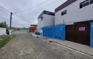 Imagem: A casa possui 2 Dormitórios, 2 Banheiros, 1 Vaga na garagem