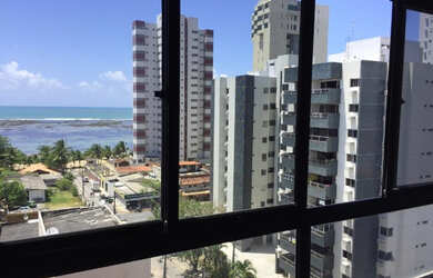 Imagem: O apartamento possui 1 Dormitório, 1 Banheiro, 1 Vaga na garagem