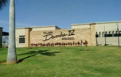 Imagem: O terreno possui 343m² de Área e está localizado em Centro