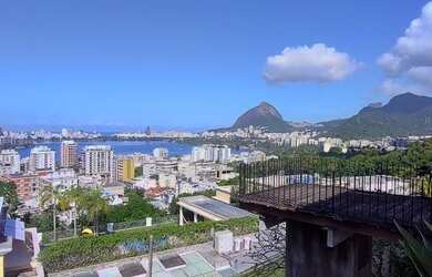 Imagem 5: MARAVILHOSA CASA TRIPLEX 750M2, COM 6 QUARTOS 3 SALÕES VAGA PARA 4 CARROS