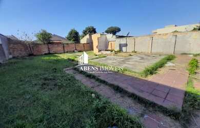 Imagem: O terreno possui 308m² de Área e está localizado em Capão