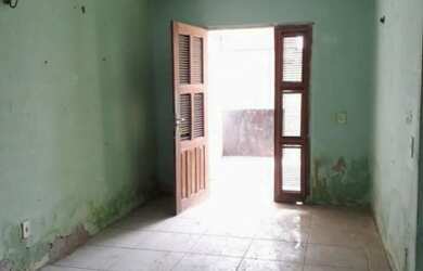 Imagem 3: Casa com 3/4 na Paralela. 1 Vaga na garageme3 Dormitórios