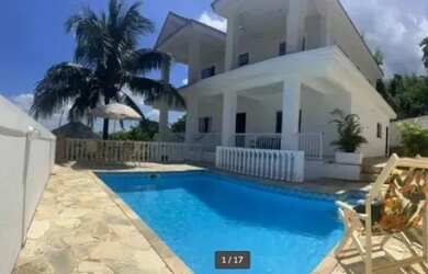 Imagem: A casa em condomínio possui 5 Dormitórios, 5 Banheiros, 2