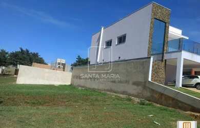 Imagem: A casa em condomínio possui 3 Dormitórios, 5 Banheiros, 4