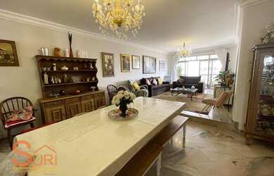 Imagem: O apartamento possui 4 Dormitórios, 3 Banheiros, 3 Vagas na