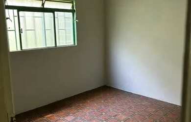 Imagem 11: Vendo casa na QNG. 200m² de Área, 4 Vagas na garageme5 Dormitórios