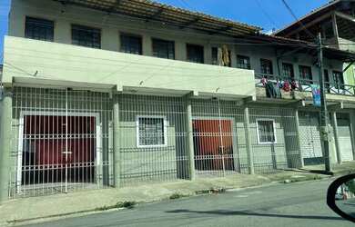 Imagem: A casa possui 1 Dormitório, 1 Banheiro e está localizado