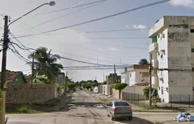 Imagem 1: APTO PAU AMARELO R$ 500. Varanda, 50m² de Área, 1 Vaga na garageme2...