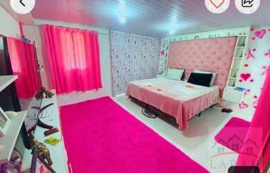 Imagem: A casa possui 3 Dormitórios, 4 Banheiros, 4 Vagas na garagem