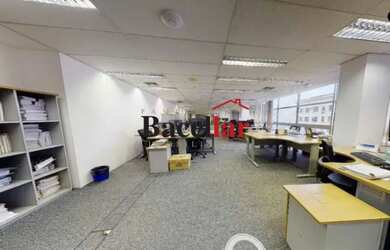 Imagem 10: Andar corrido 963m², 8 Salas, Auditório, 2 Copas e 3 garagens