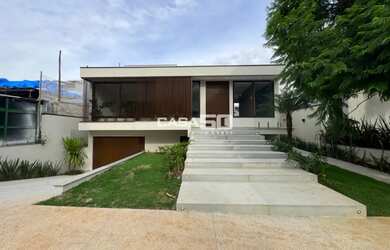 Imagem: A casa em condomínio possui 3 Dormitórios, 5 Banheiros, 4