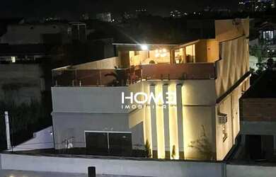 Imagem: A casa em condomínio possui 3 Dormitórios, 4 Banheiros, 4