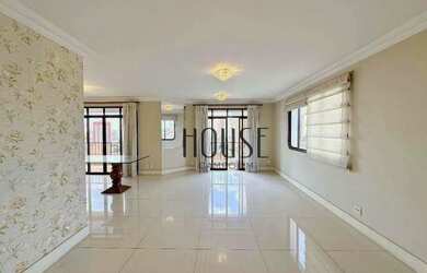 Imagem: O apartamento possui 4 Dormitórios, 5 Banheiros, 3 Vagas na