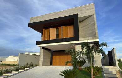 Imagem: A casa em condomínio possui 4 Dormitórios, 4 Banheiros, 2