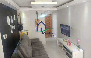 Imagem: O apartamento possui 2 Dormitórios, 1 Banheiro, 1 Vaga na garagem