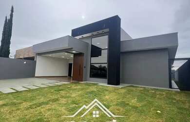 Imagem 3: Térrea para venda possui 255 metros quadrados com 3 quartos