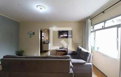 Imagem: A casa possui 2 Dormitórios, 1 Banheiro, 2 Vagas na garagem