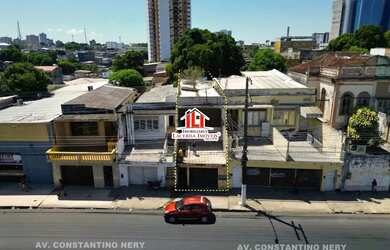 Imagem: A casa possui 4 Dormitórios, 3 Banheiros, 1 Vaga na garagem