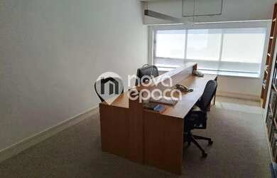 Imagem: O depósito possui 28m² de Área e está localizado em Centro