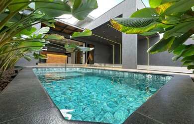 Imagem: A casa em condomínio possui 3 Dormitórios, 3 Banheiros, 2