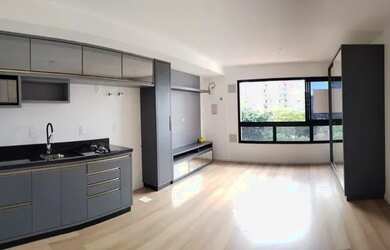 Imagem: O studio possui 1 Dormitório, 1 Banheiro, 1 Vaga na garagem