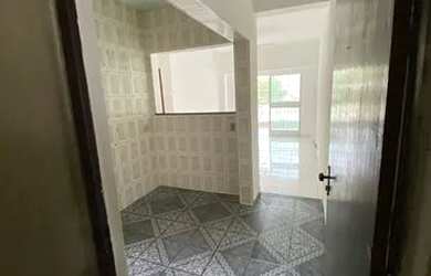 Imagem: O apartamento possui 3 Dormitórios, 1 Banheiro e está localizado