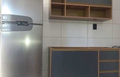 Imagem: O apartamento possui 1 Dormitório, 1 Banheiro, 1 Vaga na garagem