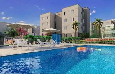 Imagem: O apartamento possui 2 Dormitórios, 1 Banheiro, 1 Vaga na garagem