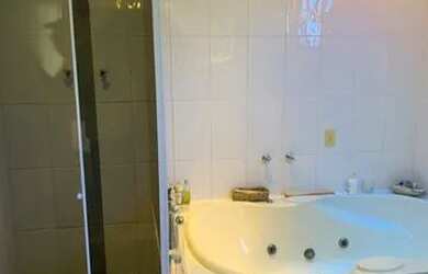 Imagem 9: Casa em Maricá. Piscina, Churrasqueira, Varandae400m² de Área