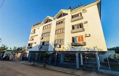 Imagem: O apartamento possui 3 Dormitórios, 3 Banheiros, 131m² de