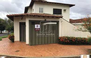Imagem: A casa possui 4 Dormitórios, 4 Banheiros, 5 Vagas na garagem