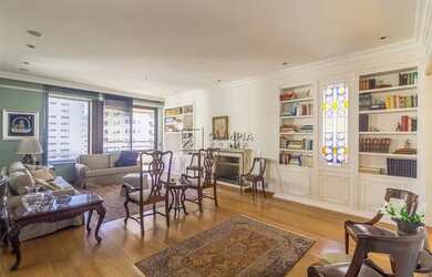 Imagem: O apartamento na cobertura possui 5 Dormitórios, 5 Banheiros