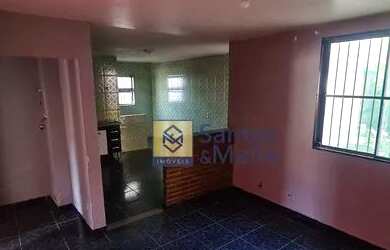 Imagem: O apartamento possui 2 Dormitórios, 1 Banheiro, 1 Vaga na garagem