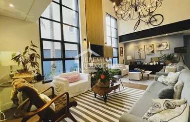 Imagem: A casa em condomínio possui 4 Dormitórios, 5 Banheiros, 3