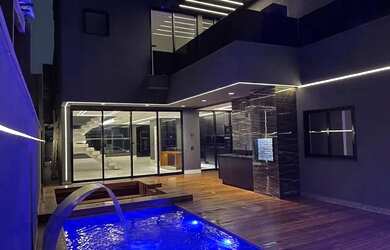 Imagem 14: VENDA-Casa Triplex de condomínio com 500 m2 , 5 quartos sendo 5 suítes...