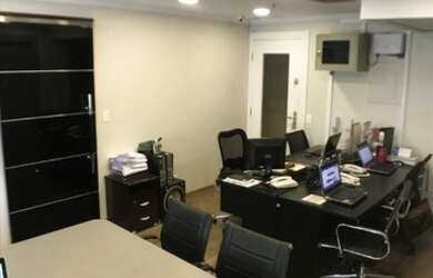 Imagem: O depósito possui 32m² de Área e está localizado em Cerqueira