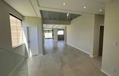 Imagem 2: Vendo Mansão Alphaville. Piscina, Churrasqueira, Varandae3 Vagas na garagem