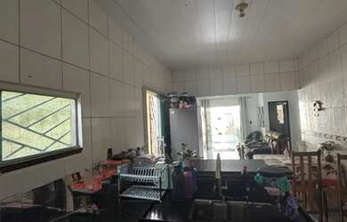 Imagem 12: Vendo casa. Churrasqueira, Varanda, 2 Vagas na garageme3 Dormitórios