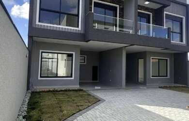 Imagem: A casa possui 3 Dormitórios, 3 Banheiros, 1 Vaga na garagem