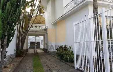 Imagem 4: Imóvel Comercial com 4 Quartos e 3 banheiros para Alugar, 690 m² por...