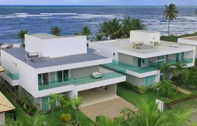 Imagem 1: Mansão dupla de frente para o mar em Guarajuba com 8 quartos