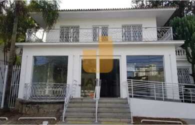 Imagem 2: Imóvel Comercial com 4 Quartos e 3 banheiros para Alugar, 690 m² por...