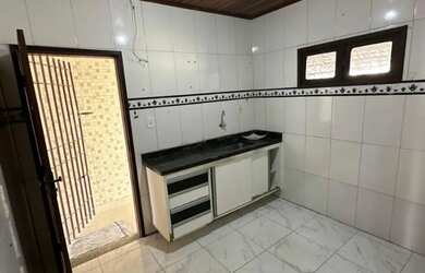 Imagem 9: EXCELENTE CASA NO BAIRRO TOMBA COMPOSTA DE 3/4 COM SUÍTE NO CONJUNTO...