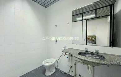 Imagem 11: Comercial Salas Comerciais no Centro com 67,39 (M²), quartos e vagas para Aluguel