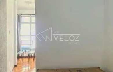 Imagem 13: Kitnet/Conjugado / Residencial / Glória