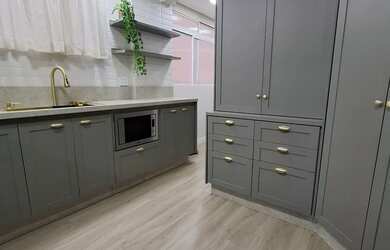 Imagem 7: Gonzaga- Frente, 3 dormitórios AE, 3 suites, dep empregada, garagem