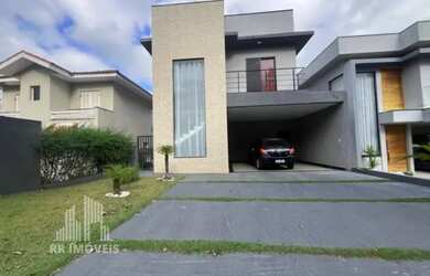 Imagem: A casa em condomínio possui 3 Dormitórios, 4 Banheiros, 4