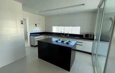 Imagem 11: Vendo Casa no Cond Damha. Piscina, 3 Vagas na garageme4 Dormitórios