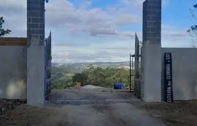 Imagem: O terreno possui 1000m² de Área e está localizado em Centro