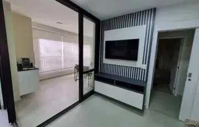 Imagem: O apartamento possui 1 Dormitório, 1 Banheiro, 1 Vaga na garagem